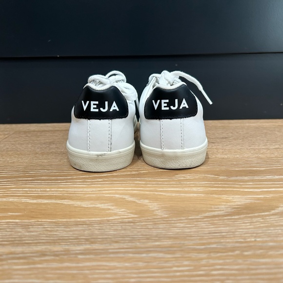 Veja Campos Bicolor women’s size 5 - Picture 4 of 9